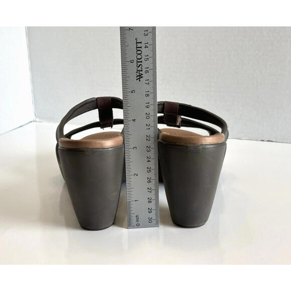 Crocs Cyprus Slip On Platform High Heels Women's Size 8 Brown Strappy Sandals - Picture 5 of 16